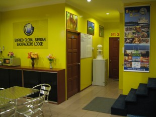Common Area Borneo Global Sipadan Backpackers backpackers image